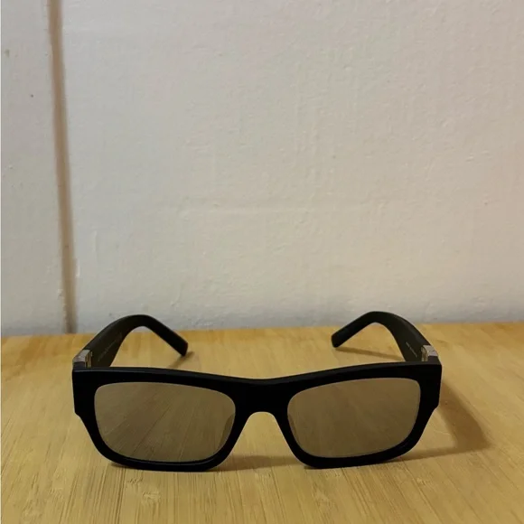 Givenchy Matte Black / Mirror Sunglasses GV400571 - Picture 3 of 6